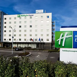 holiday-inn-express-lisbon-oeiras.hotels-lisbon-portugal.com/