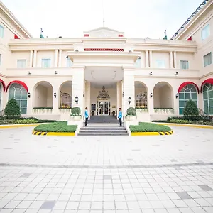 https://rizal-park-hotel.angeleshotels.net